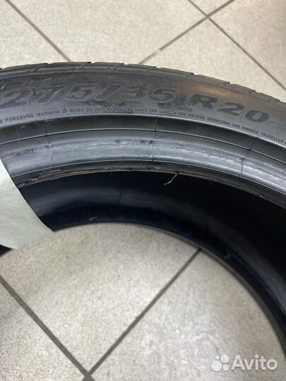 Pirelli P Zero 275/35 R20