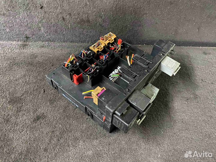 Блок управления бортовой сетью Volkswagen golf 5