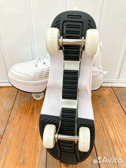 Роликовые кроссовки (новые)