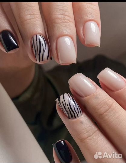 Мастер маникюра и наращивания ногтей