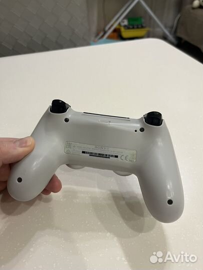 Джойстик Sony PS4