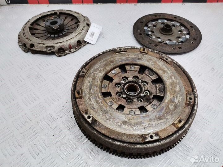 Маховик (демпфер сцепления) для Peugeot-Citroen C8