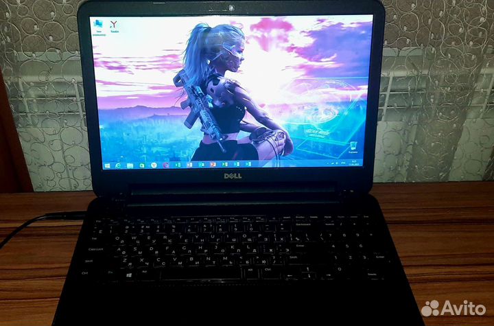 Мощный ноутбук Dell i3 3217U/AMD 7670M