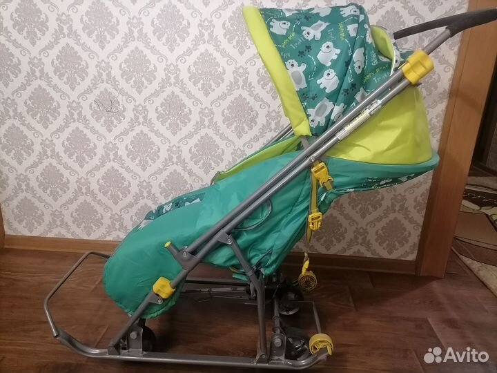 Детские санки на колесах