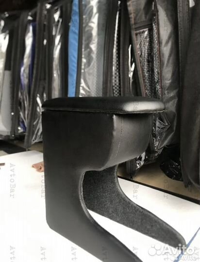 Подлокотник Datsun