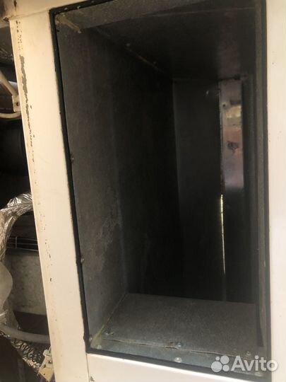 Холодильник промышленный