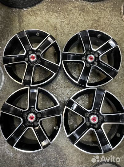 Диски литые GR R18 5*114,3