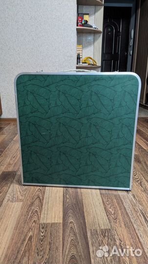 Продам два стола