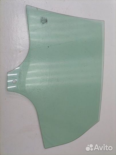 Стекло двери заднее правое Ford Focus 3 2010-2019