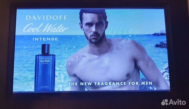 Цифровая фоторамка Digma PF-733 Black