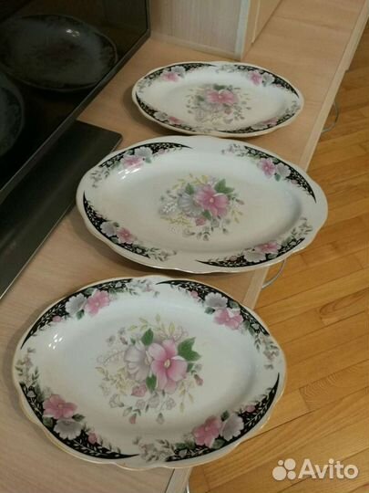 Блюдо фарфор