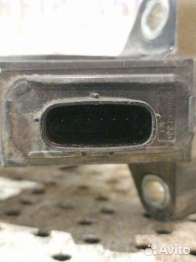 Педаль газа Peugeot 107