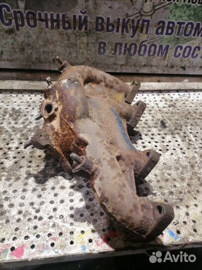 Коллектор выпускной Volkswagen Golf Plus