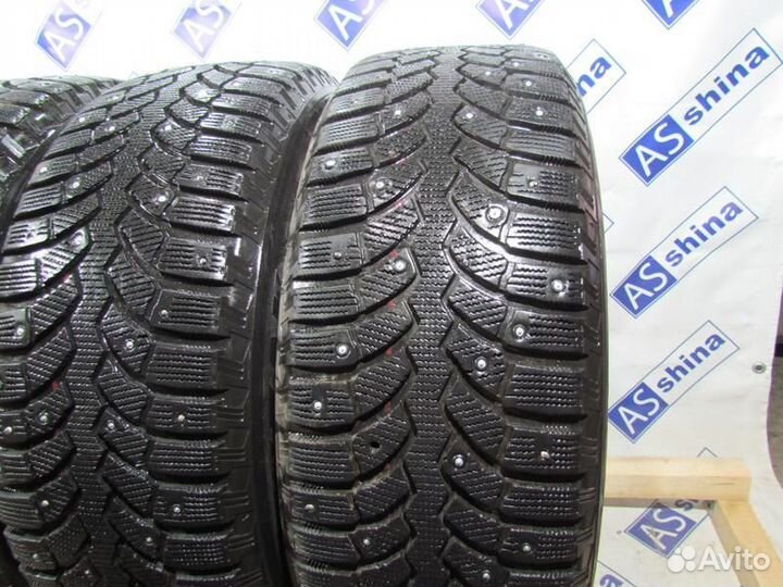 Bridgestone Blizzak Spike-01 235/60 R18 88R