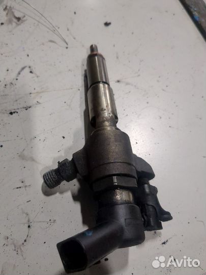Форсунка топливная Peugeot 308, 2011