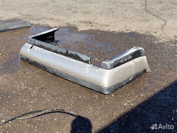 Бампер задний Audi 100 C3