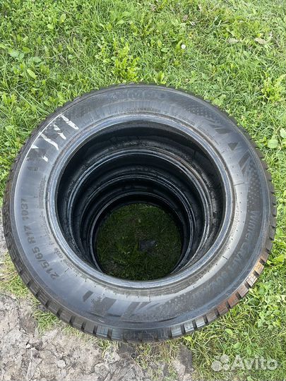 Kumho WinterCraft SUV Ice WS31 215/65 R17