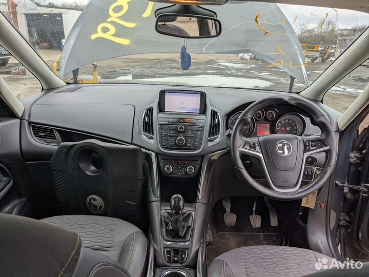 Петля двери передней правой для Opel Zafira C