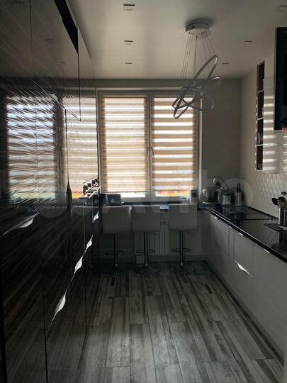 4-к. квартира, 127 м², 4/17 эт.