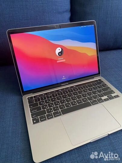Macbook Pro 13 M1 2020 8/256GB Space Gray MYD82