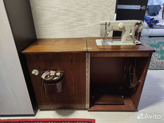 Швейная машина Мальва