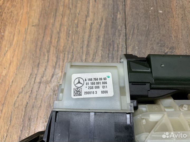 Mercedes Benz GLA Ручка двери багажника наружная