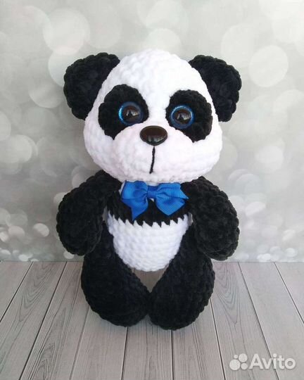 Мягкая игрушка Панда вязаная крючком