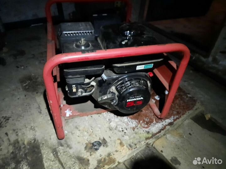 Бензиновый генератор