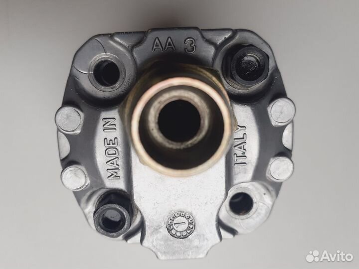 Насос для гидраборта б/у