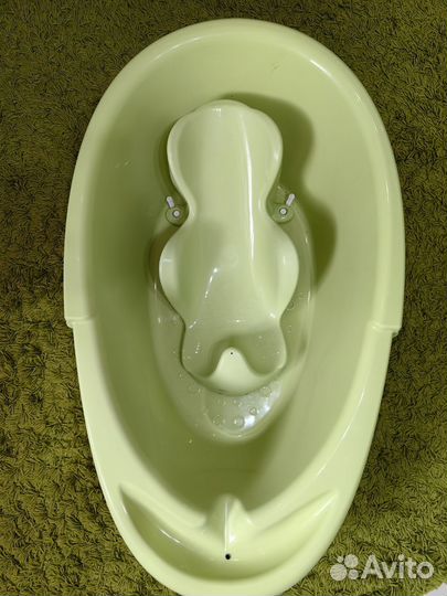 Ванночка для купания с горкой