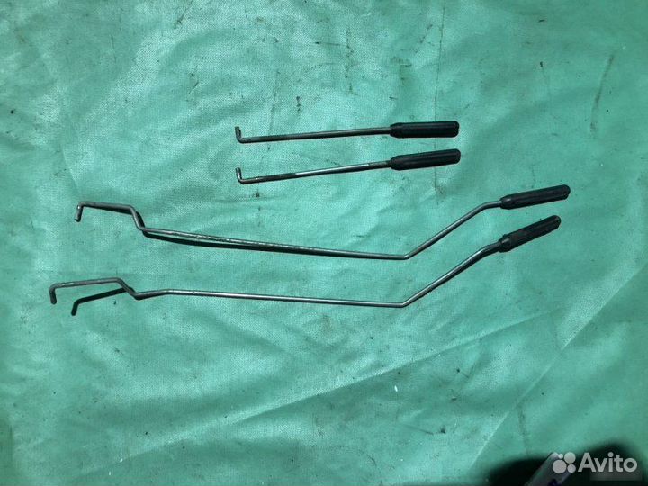 Тяги дверных замков Mitsubishi Carisma