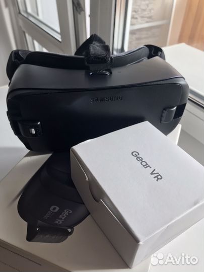 Виртуальные очки samsung Gear Vear
