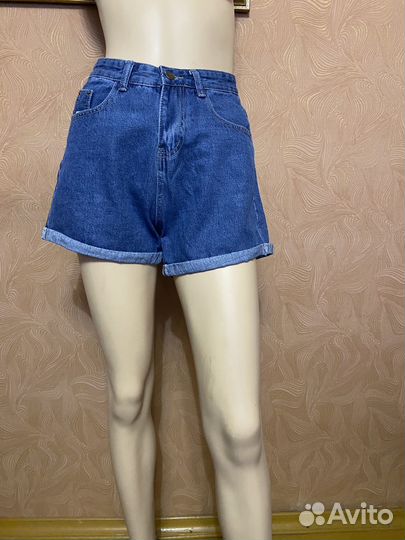 Джинсовые шорты