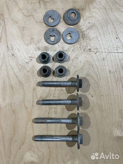 Сход-развальные болты volkswagen tiguan