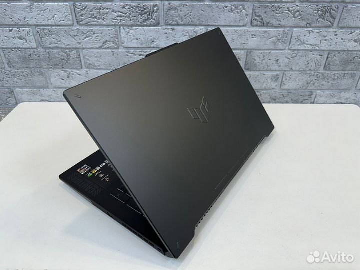 Asus TUF A17 Ryzen 5 7535HS 16/512 GeForce RTX 406