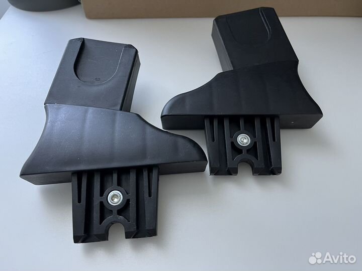 Адаптер переходник для автолюльки Maxi Cosi