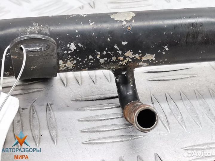 Патрубок радиатора Audi A6 4A/C4 1995