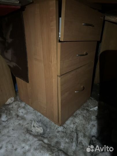 Тумбочка офисная