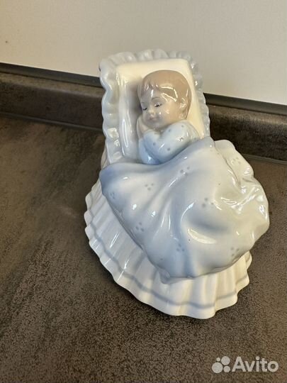 Статуэтки Leonardo collection