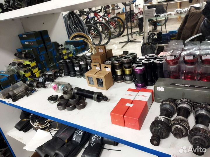 Каретки разные квадрат GXP Hollowtech BB30 DUB BSA