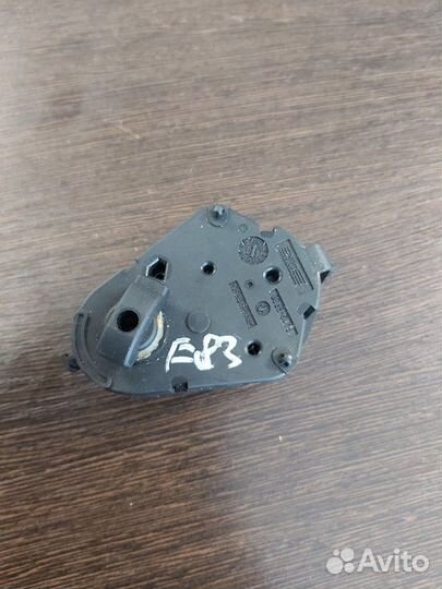 Сервопривод заслонок печки Bmw X3 2.0D E83 N47