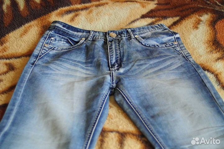 Новые джинсы