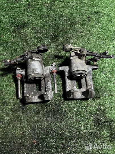 Задние суппорта Volkswagen Passat B5