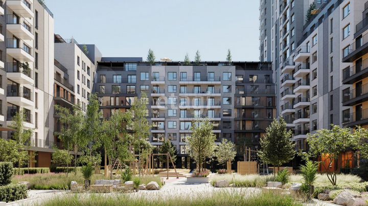 2-к. квартира, 84,3 м², 2/10 эт.