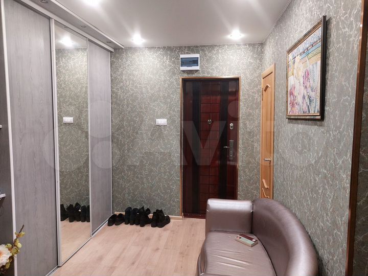 3-к. квартира, 70 м², 2/5 эт.