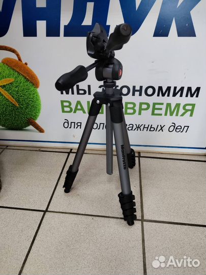 Штатив Manfrotto