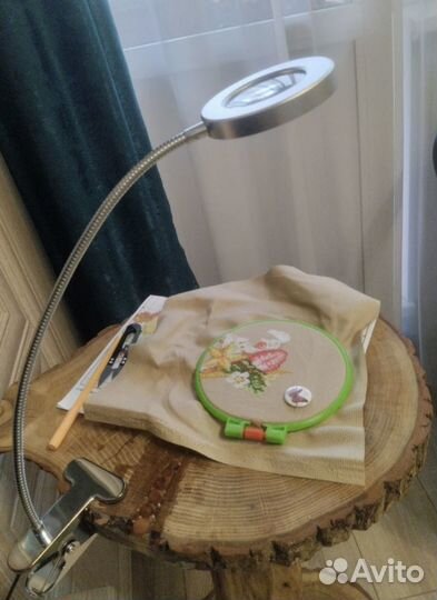 Лампа лупа настольная