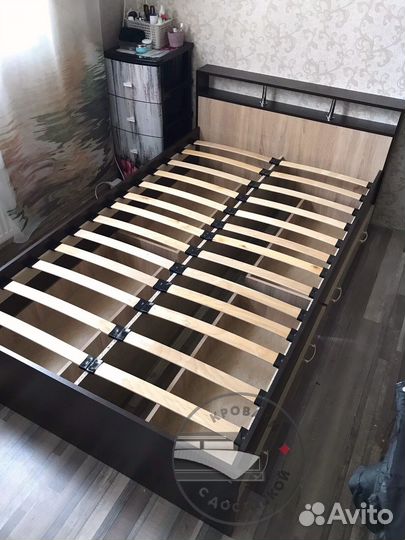 Кровать полутороспальная