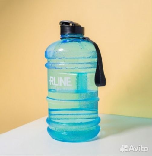 Спортивная бутылка для воды новая