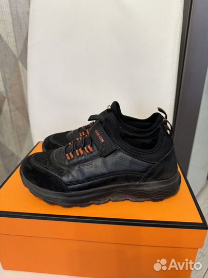 Кроссовки детские